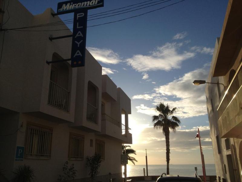 Miramar Hotel Carboneras Buitenkant foto